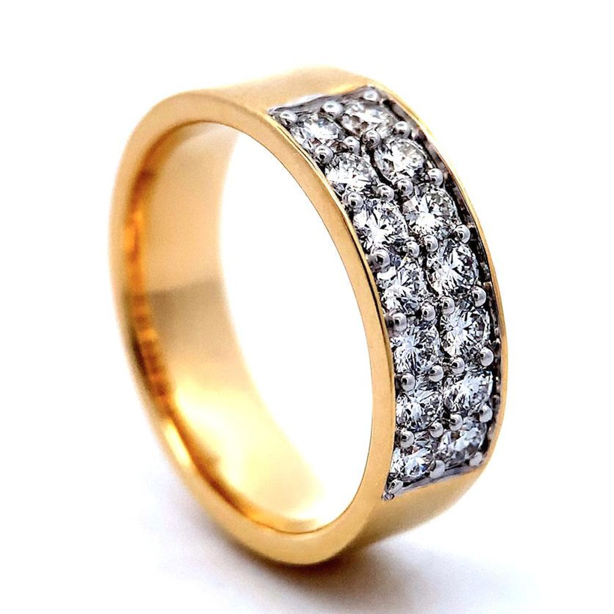 SpesialPris! Diamantring 0.70 carat tw.si